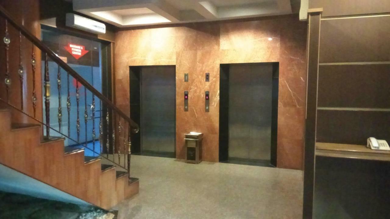 Batam Utama酒店 外观 照片