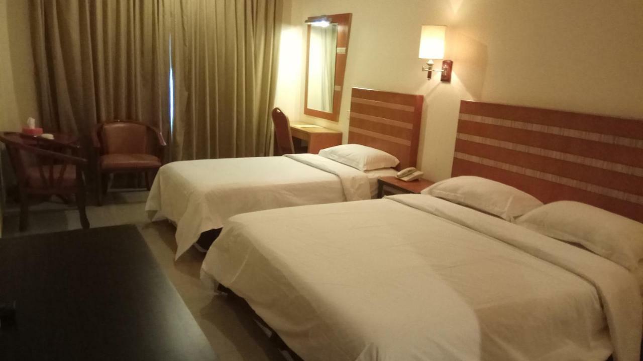 Batam Utama酒店 客房 照片